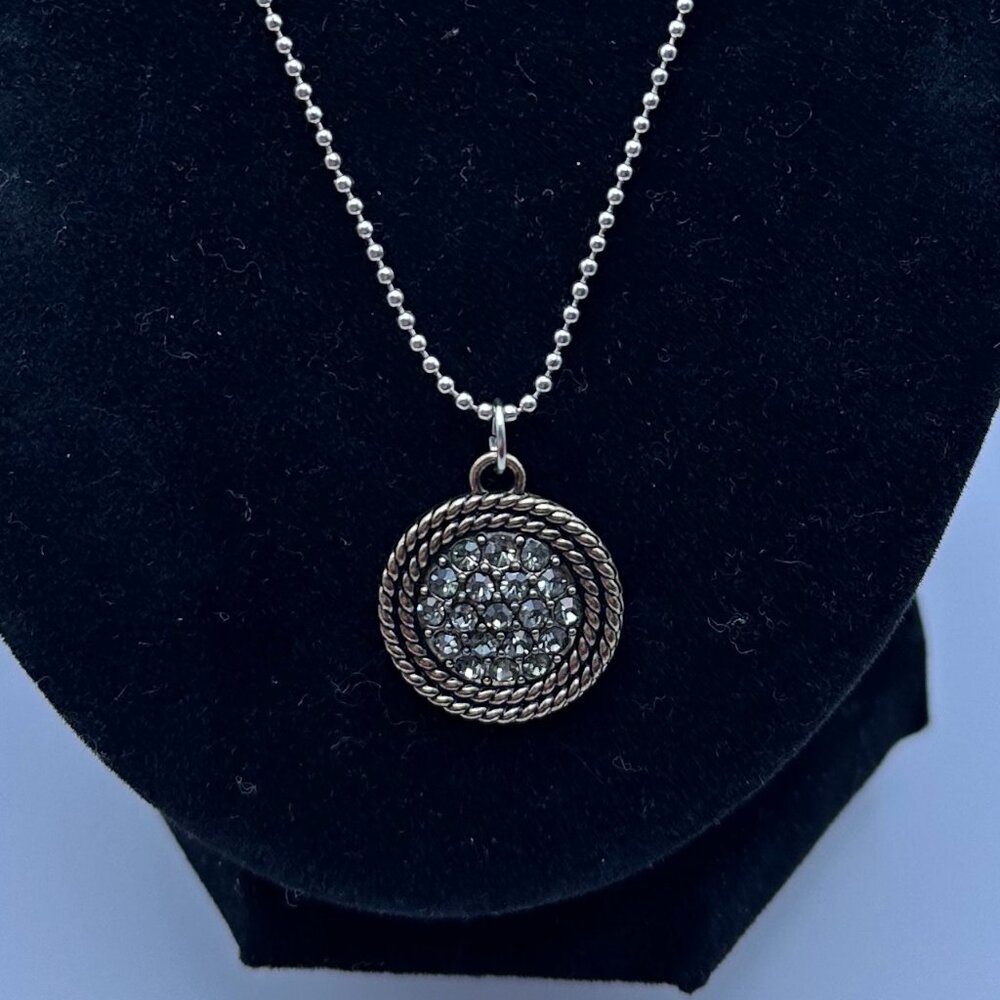 American Eagle Outfitters layered silver gray rhinestone pendant necklace.